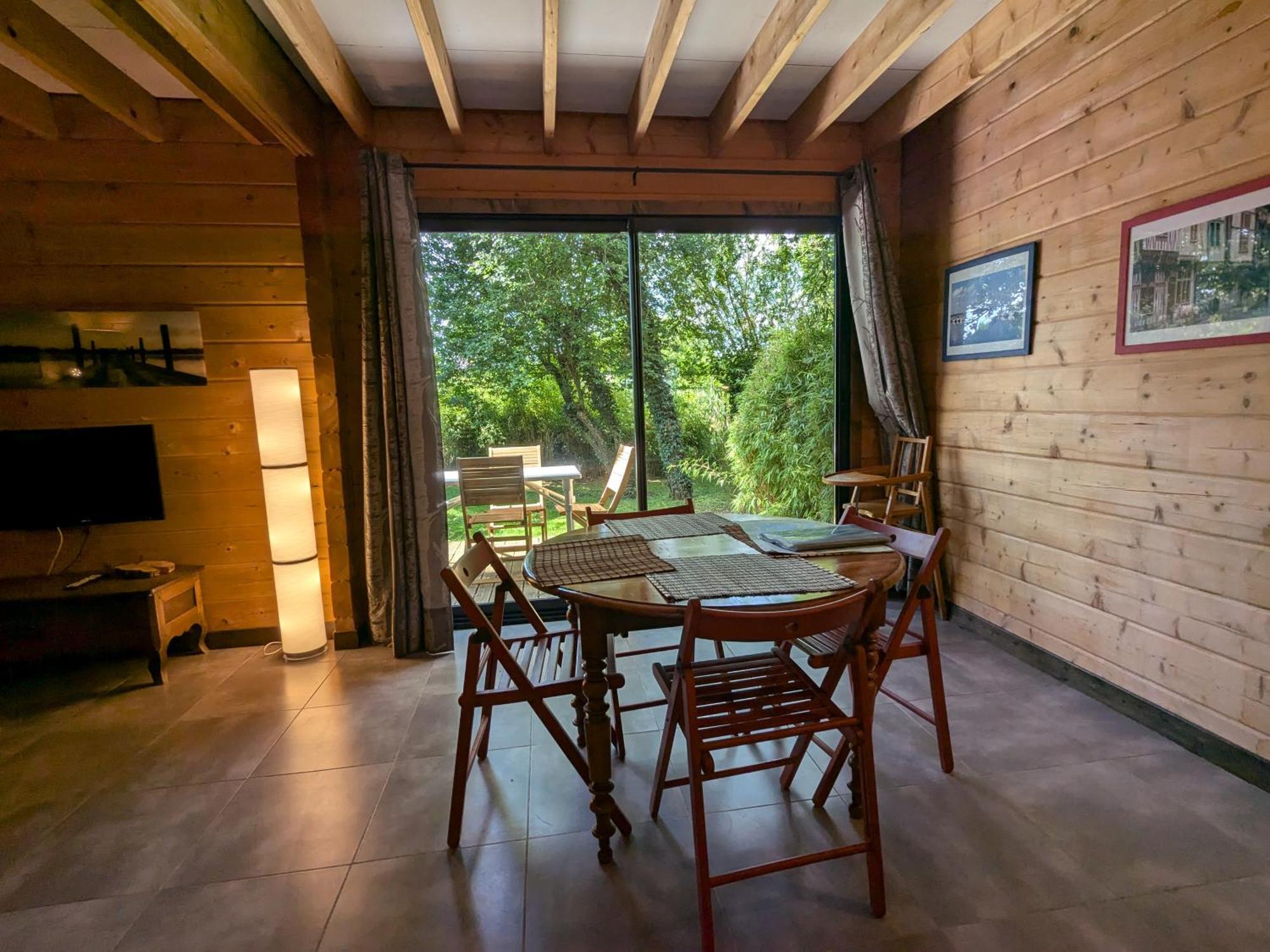 Les Chalets Aux Gites D'Orient Geraudot Экстерьер фото